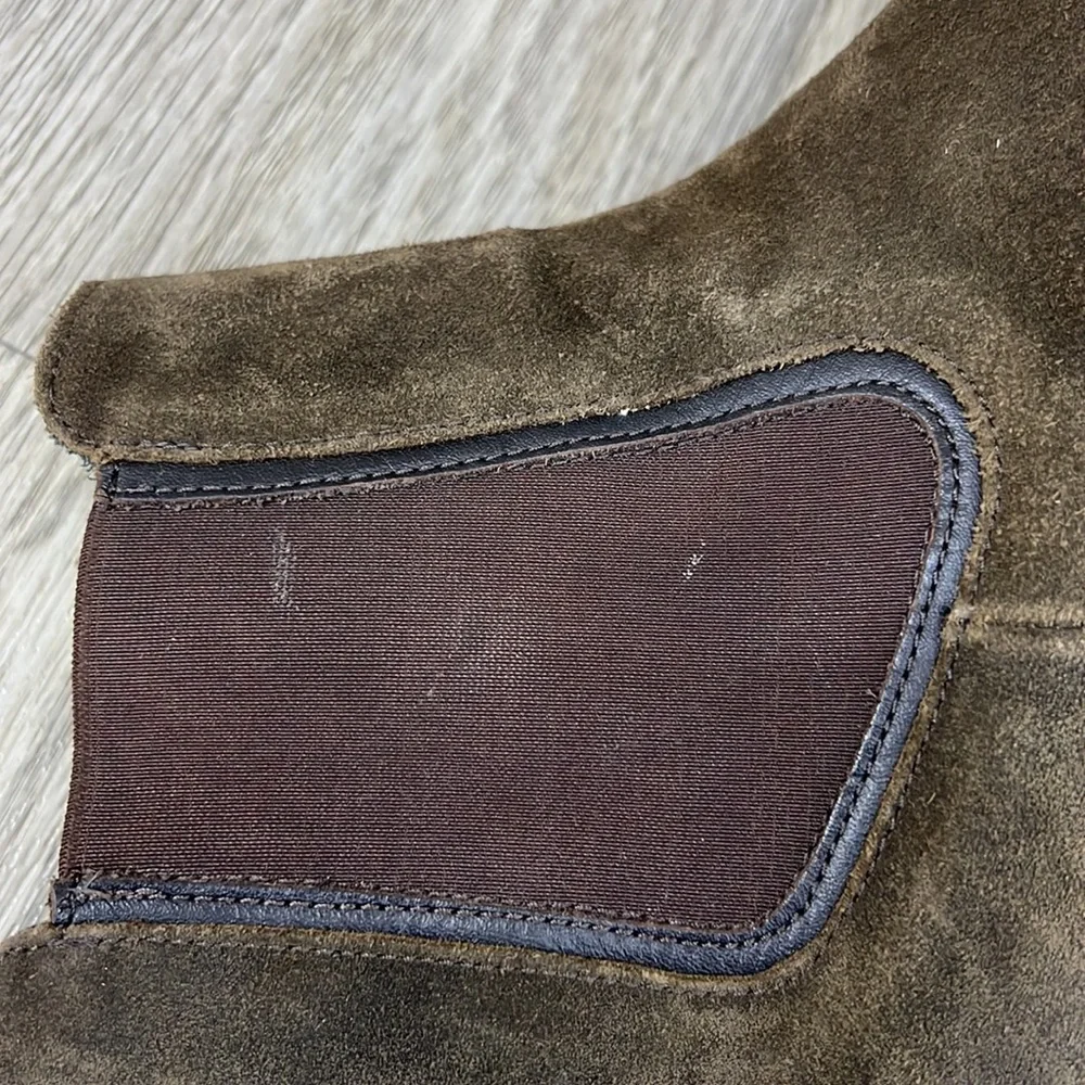 Thursday Boot Co. Duchess Boots (Chelsea Boots) - Picture 6 of 10